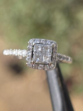 Princess-Cut Square Halo Diamond Ring in White